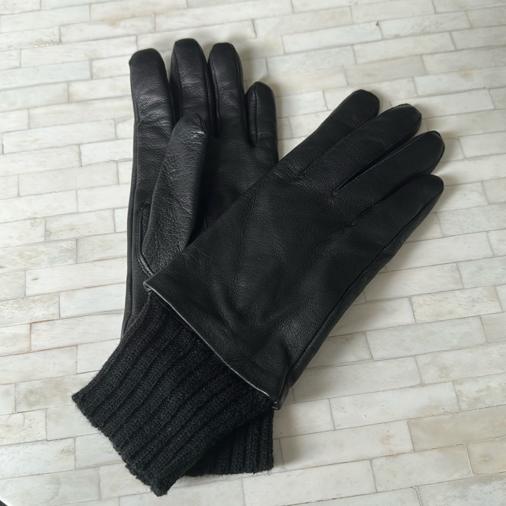Banana Republic black leather gloves